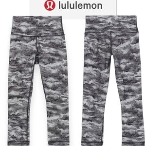 LULULEMON Wunder Under Crop Leggings Hi Rise 21” in Hazy Days Size Small